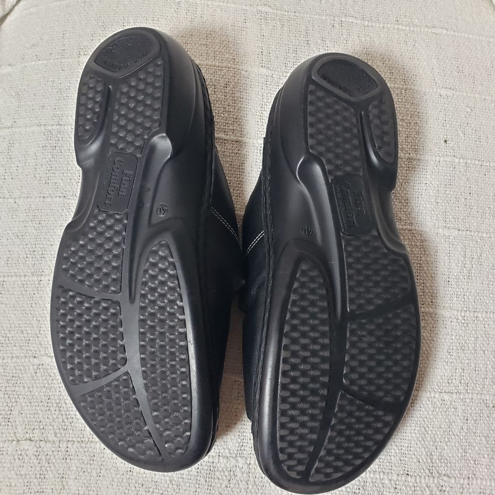 Black Leather Finn Comfort Slide Sandals - Picture 3 of 6